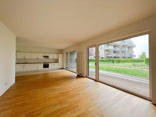 Beispielbild: Heller Wohnraum