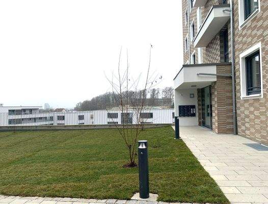 23- Eingangsbereich.jpg