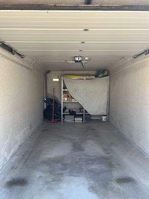 Garage Innen.jpg