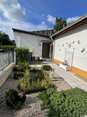 oberer Eingang zum Bungalow