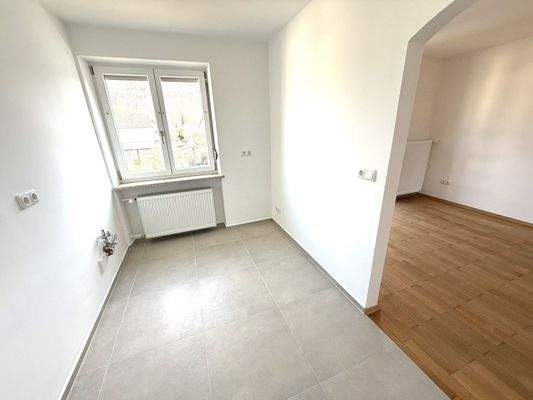 mit Durchgang zum Esszimmer