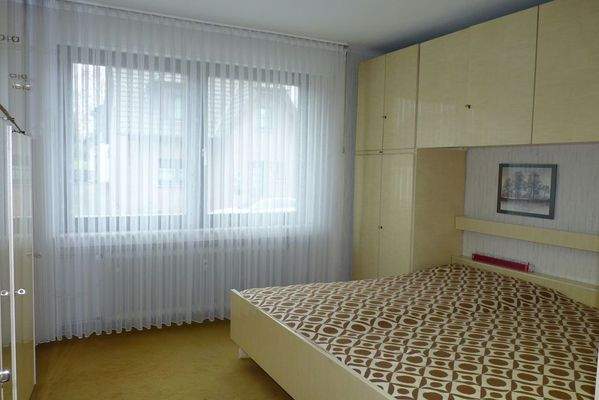 Großzügiges Schlafzimmer