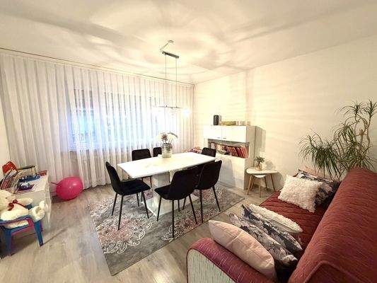 Kinder- oder Bürozimmer