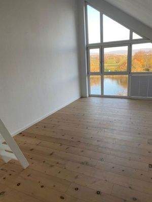 Schlafzimmer mit Mainblick