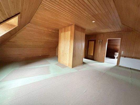 vielseitig nutzbares Zimmer Bild 1