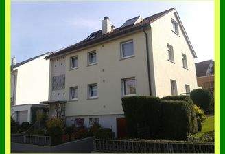 Haus - Straßenansicht
