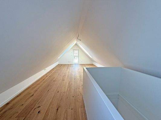 Viel Platz auf dem Spitzboden