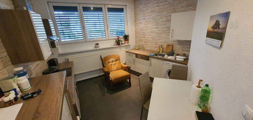 Küche mit Essbereich.jpg