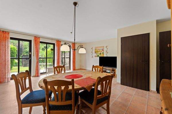 Wohn- und Essbereich