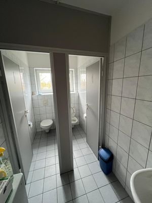 WC EG