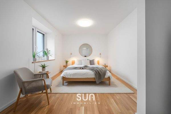 GERÄUMIGES SCHLAFZIMMER