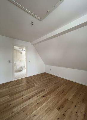 Vorraum 1. OG (nach Renovierung)