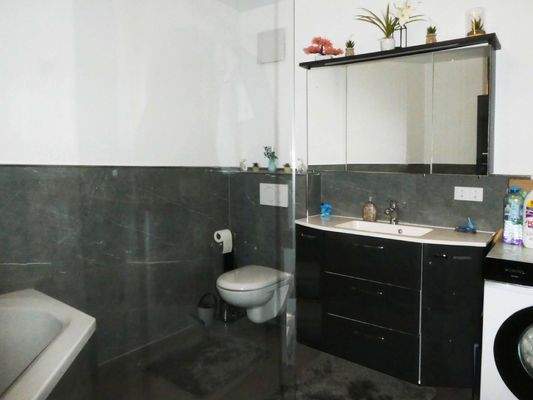 Waschmaschinenstellplatz im Bad