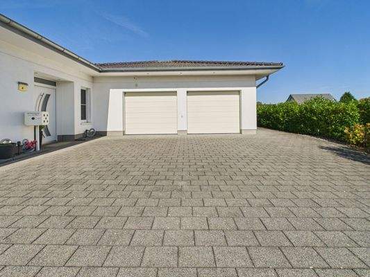 Doppelgarage