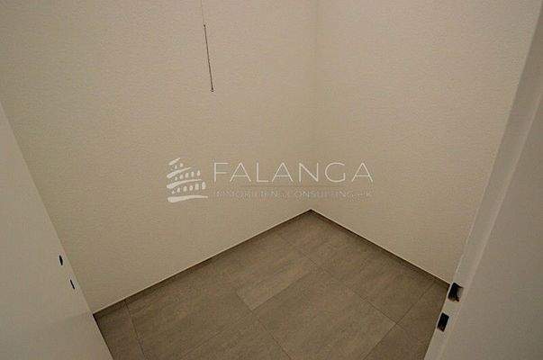 Praktische und große Abstellkammer