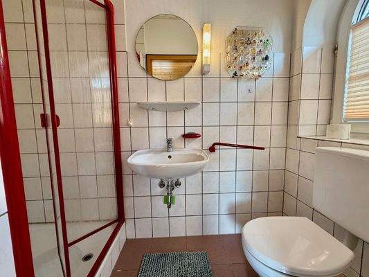 Duschbad am Hauswirtschaftsraum