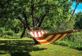 Genießen die Zeit in der Hängematte