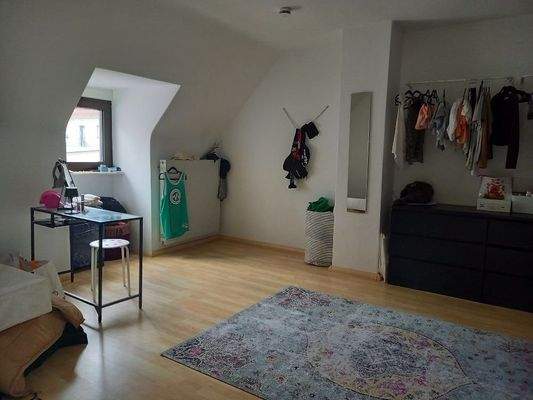 DG: Schlafzimmer