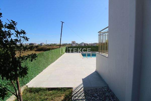 Brand-New Apartment in a Poolside Building in Manavgat Antalya