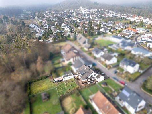 Vielseitiges Zweifamilienhaus in Wallerfangen 