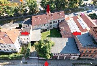 Zufahrt zum Hof aus Richtung Anton-Sommer-Straße