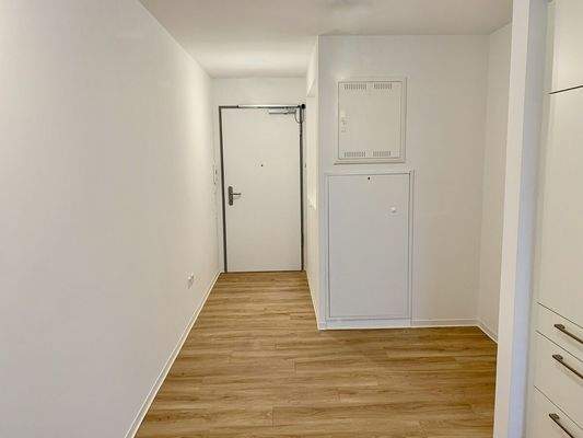 30. Whg 32, 1-Zimmer-Whg, Flur, Eingangsbereich