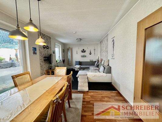Wohn-/Esszimmer