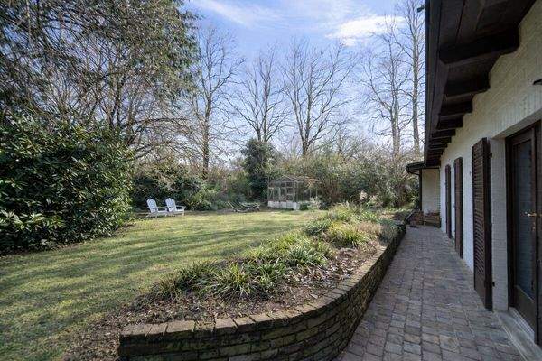 Parkähnliches Grundstück