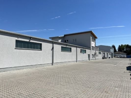 Blick zum Gesamtkomplex