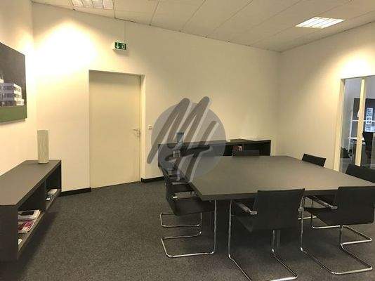 INFOS UNTER: 06171-586000