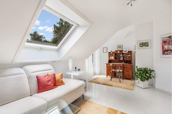 OG Schlafzimmer mit Ankleide Bild 2