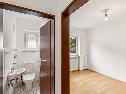 Blick WC und Kinderzimmer