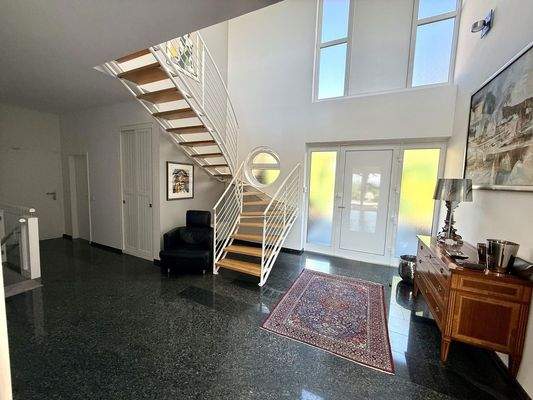 Eingangsbereich mit Galerie