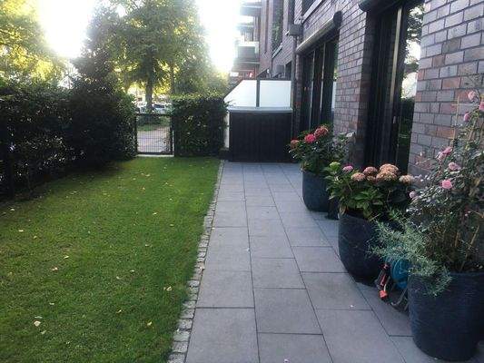 Garten mit eigenem Zugangstor