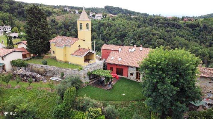 Rustikales Landhaus in Panoramalage im Herzen des Collio