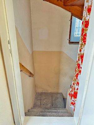 Zugang zum Keller vom Erdgeschoss aus