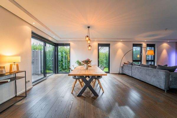 Großzügiger Wohn-/Essbereich