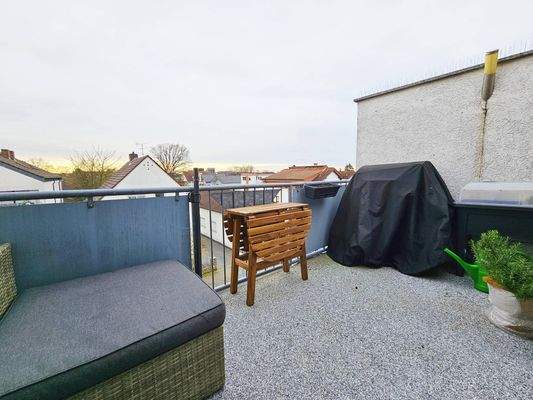 Gemütlicher Süd-Balkon