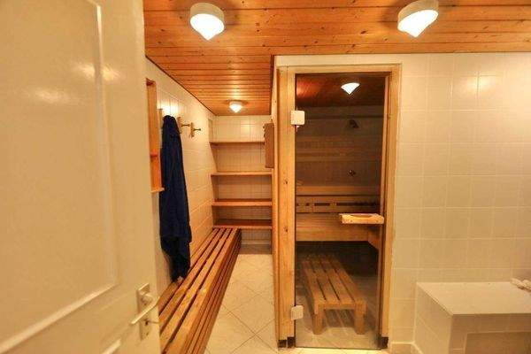 DG: Sauna