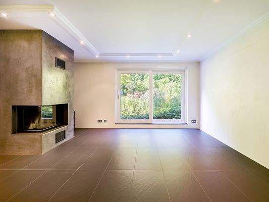 Wohnzimmer mit Kamin