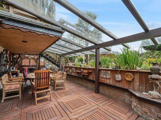 überdachte Terrasse