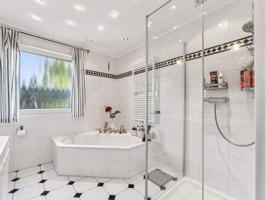 Badezimmer Erdgeschoss