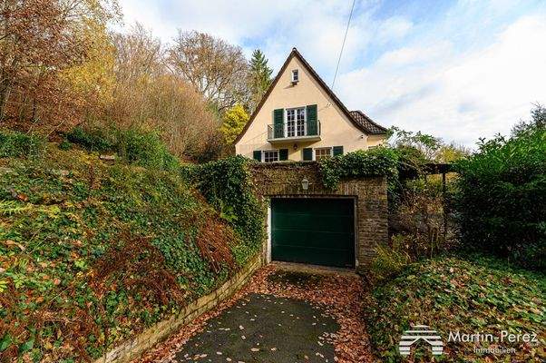 Giebelansicht, Garage