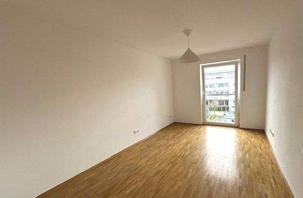 Zimmer mit französischem Balkon