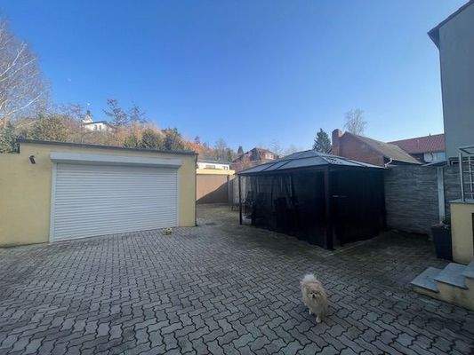 Garage Pavillion.jpg