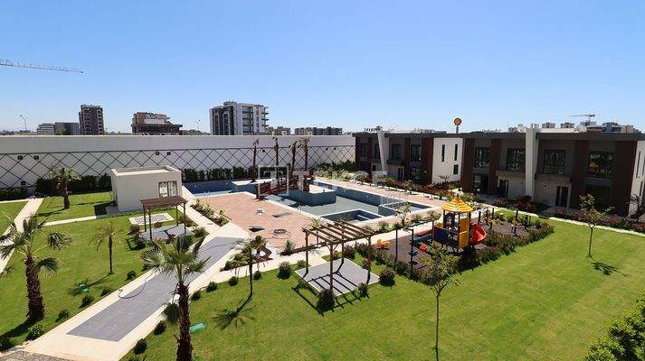 Elegant Apartments in a 2-Block Complex in Antalya Aksu Altıntaş