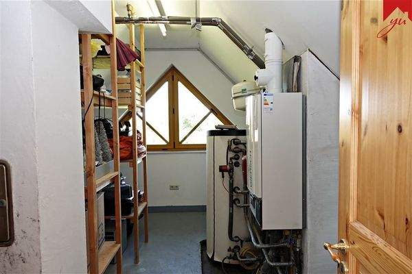 Heizungsraum/ Dachboden