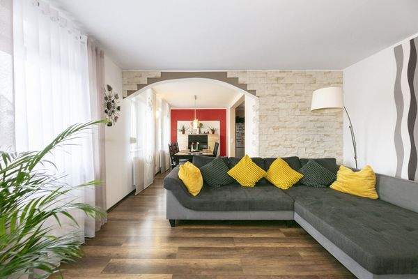 Wohn-/Essbereich || EG