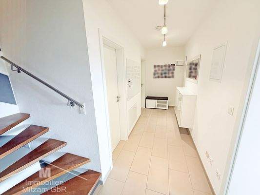 Flur mit Wendeltreppe