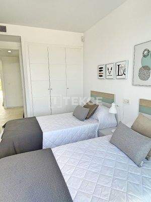 Stylish Apartments with Garden or Solarium in Torrevieja